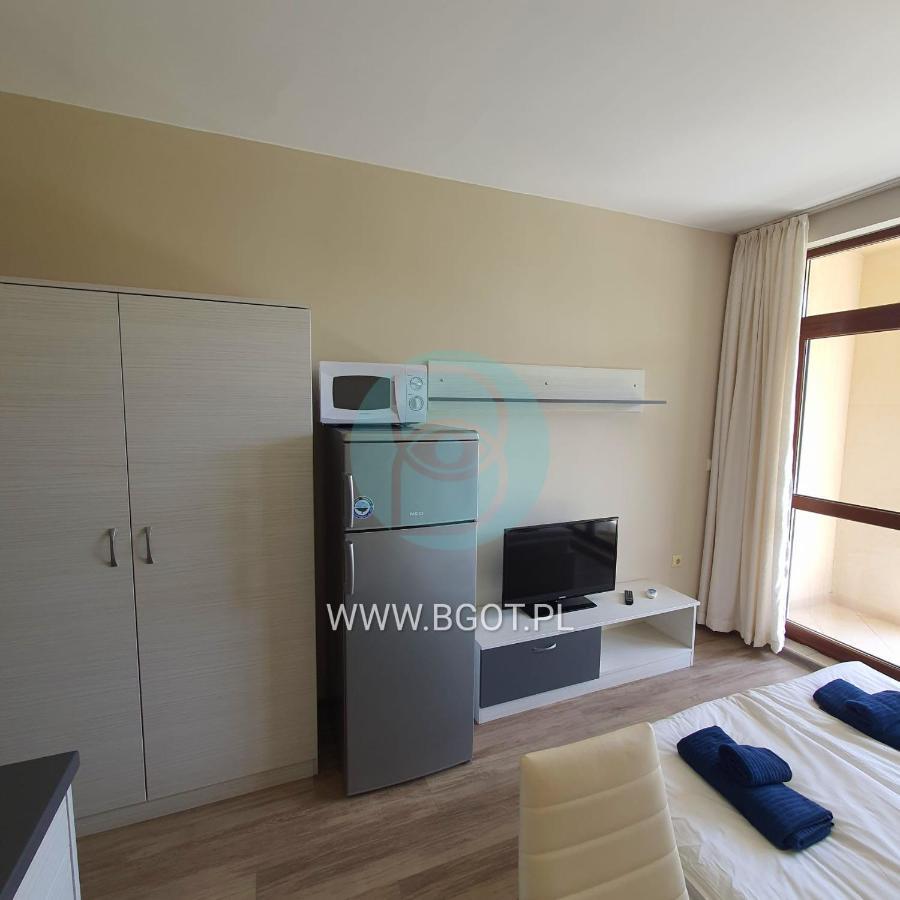 Sorrento Sole Mare - Apartments By The Beach Sveti Vlas Eksteriør billede