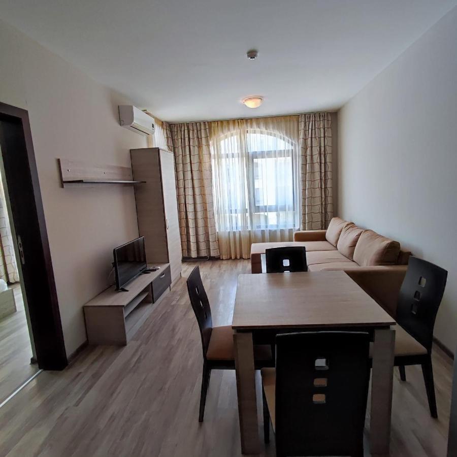 Sorrento Sole Mare - Apartments By The Beach Sveti Vlas Eksteriør billede