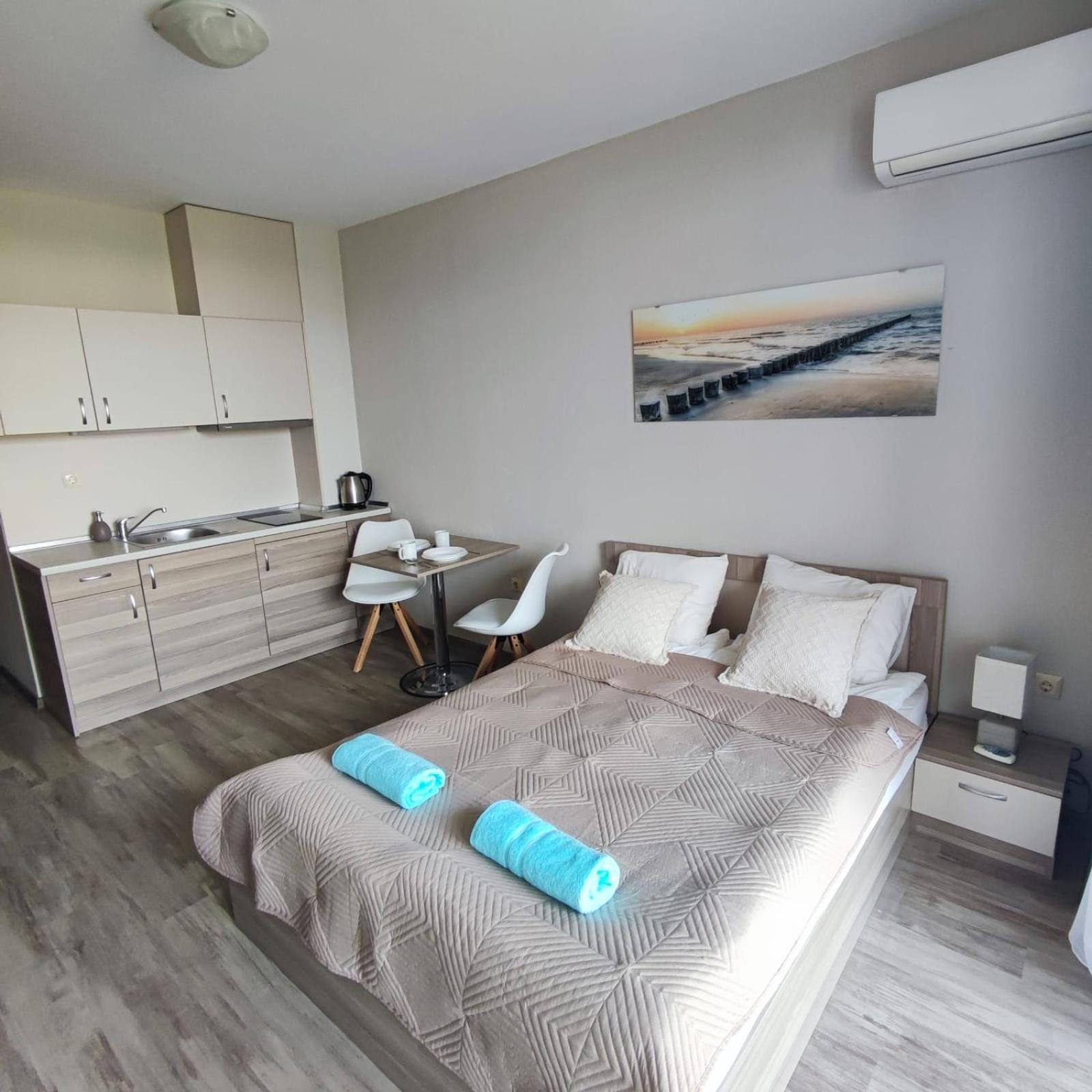 Sorrento Sole Mare - Apartments By The Beach Sveti Vlas Eksteriør billede